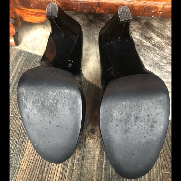 Heels by Calvin Klein pumps - Picture 6 of 7